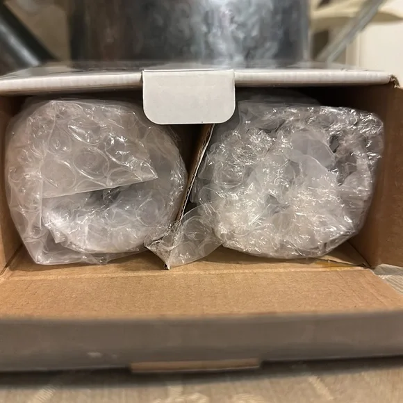 SHANNON CRYSTAL PINEAPPLE SALT & PEPPER SHAKER NWT IN BOX UNUSED - Picture 8 of 8